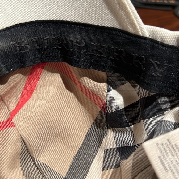 Authentic Burberry Established 1856 Cap - Picture 11 of 13